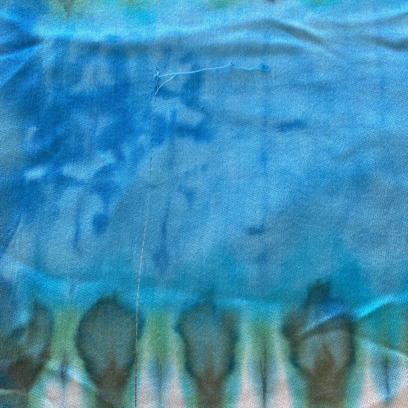 Brightly Twisted, hand-dyed, fringed bottom pashmina scarf/shawl. - Picture 2 of 5